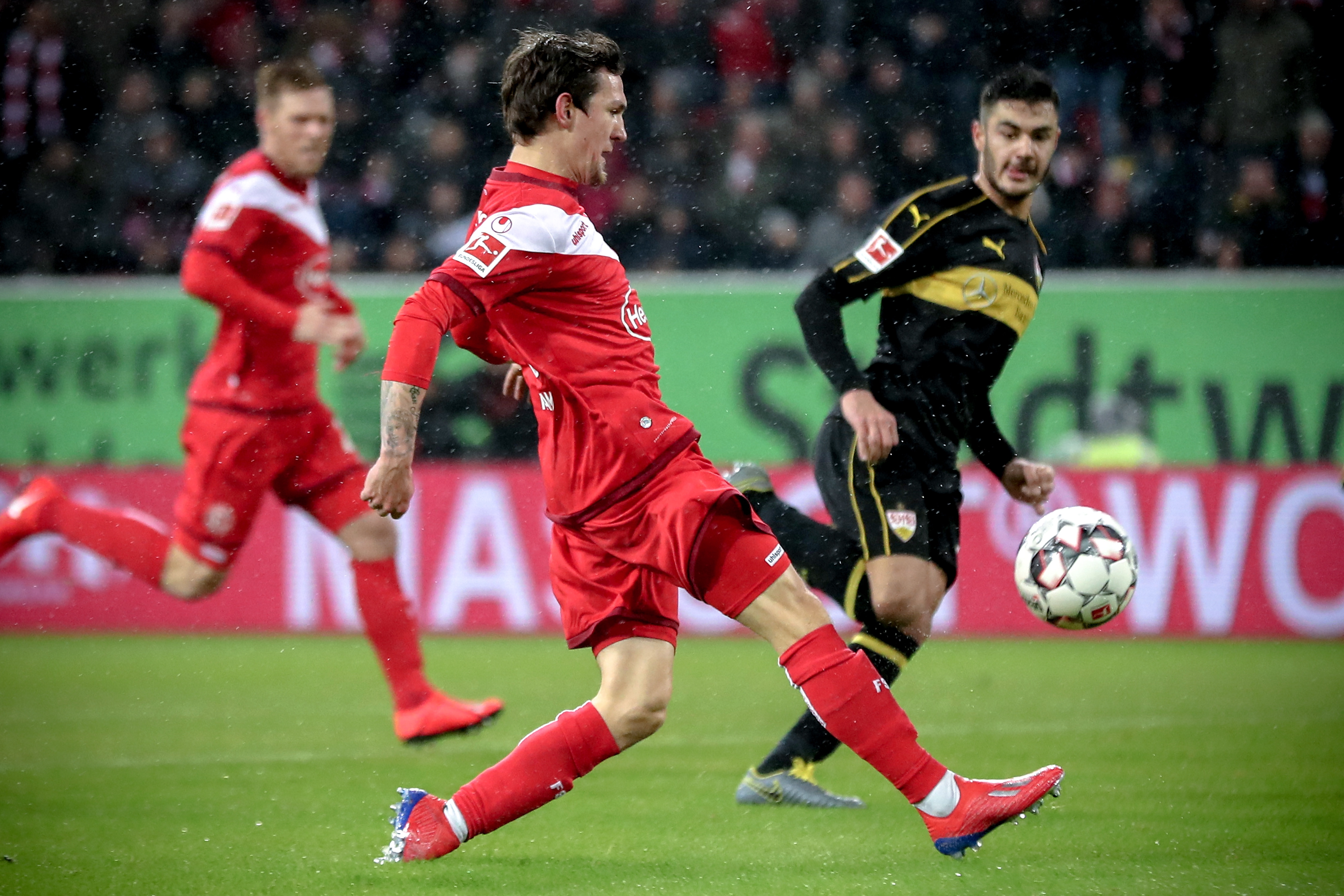 的风声传出 的风声传出